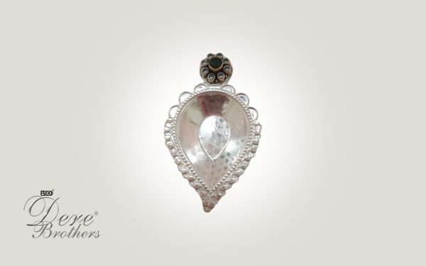 Flower Diya with Coloured Stone - Image 2
