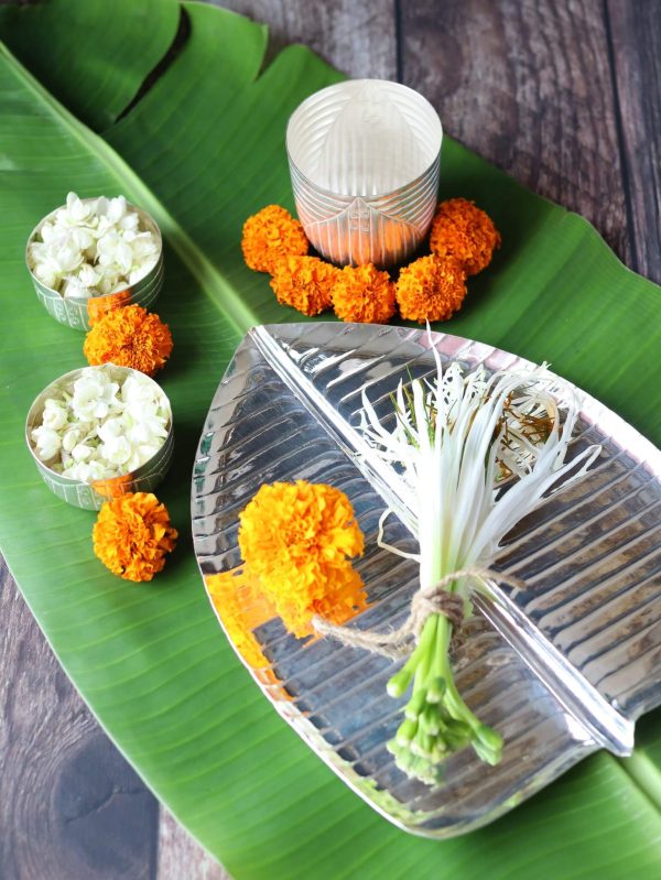 Pooja Thali Banana Leaf Set with Leaf Bowl - Image 2