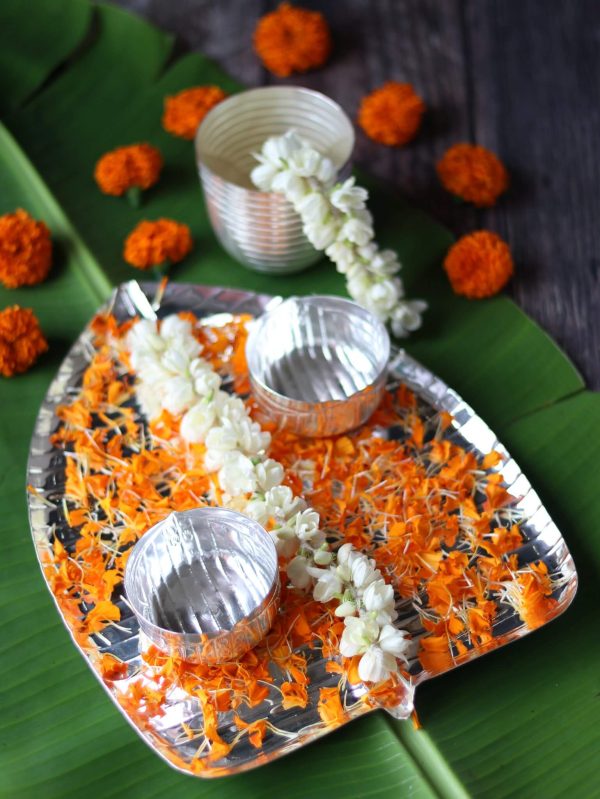 Pooja Thali Banana Leaf Set with Leaf Bowl - Image 3