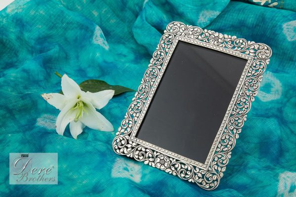 Silver Flower Frame - Image 2
