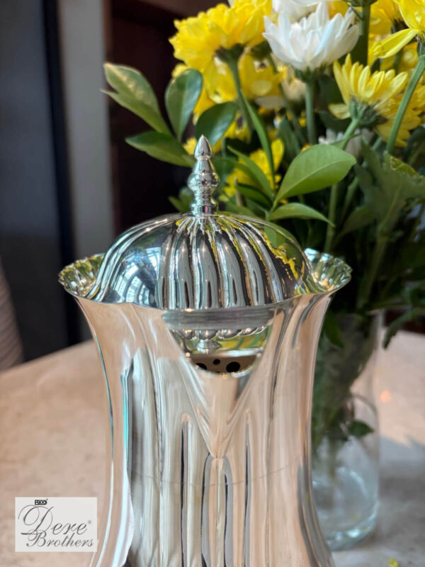 FLUTED JUG