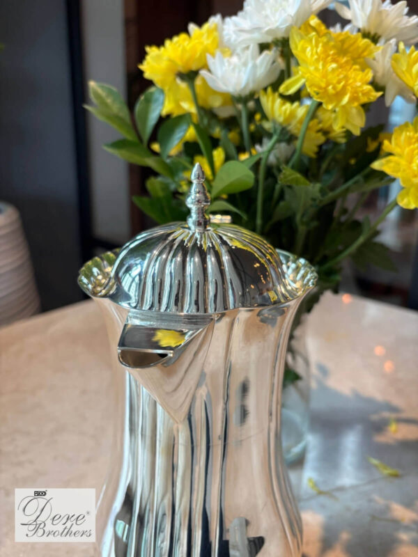 FLUTED JUG